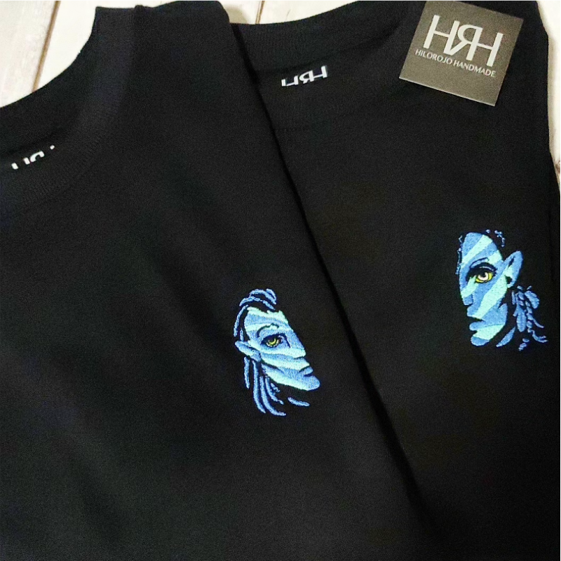 Sudadera Negra – Espíritu Azul · Avatar Mood
